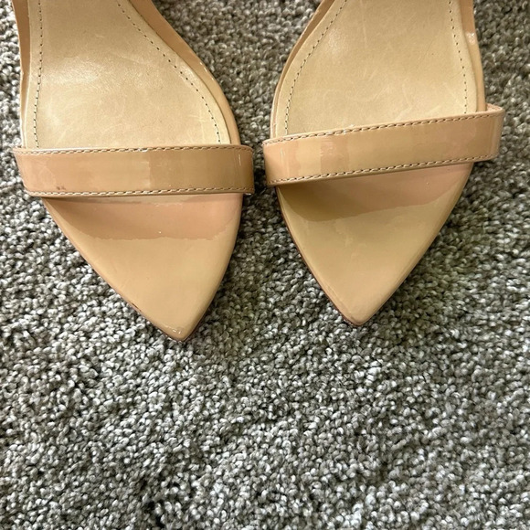 Schutz Raquel Patent Leather Wedge Sandals. Size 8.5. - Picture 8 of 10